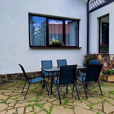 Wichrowe Wzgorza Hotel Strzebowiska Exterior photo